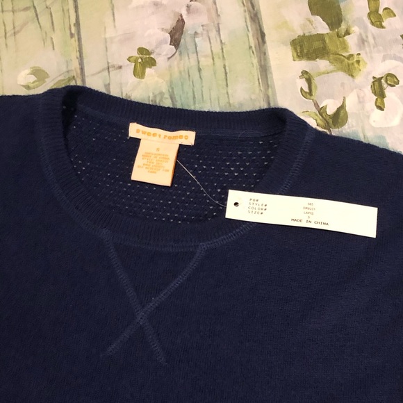 Sweet Romeo SOFT Long Sleeve Blouse - Picture 3 of 4